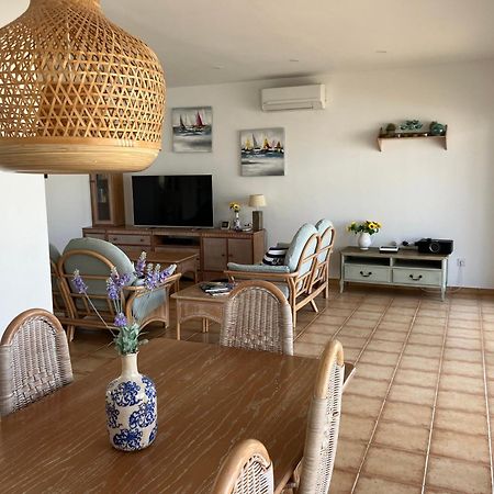 Beach House With The Heated Pool Next To Rocky Point Corralejo Buitenkant foto