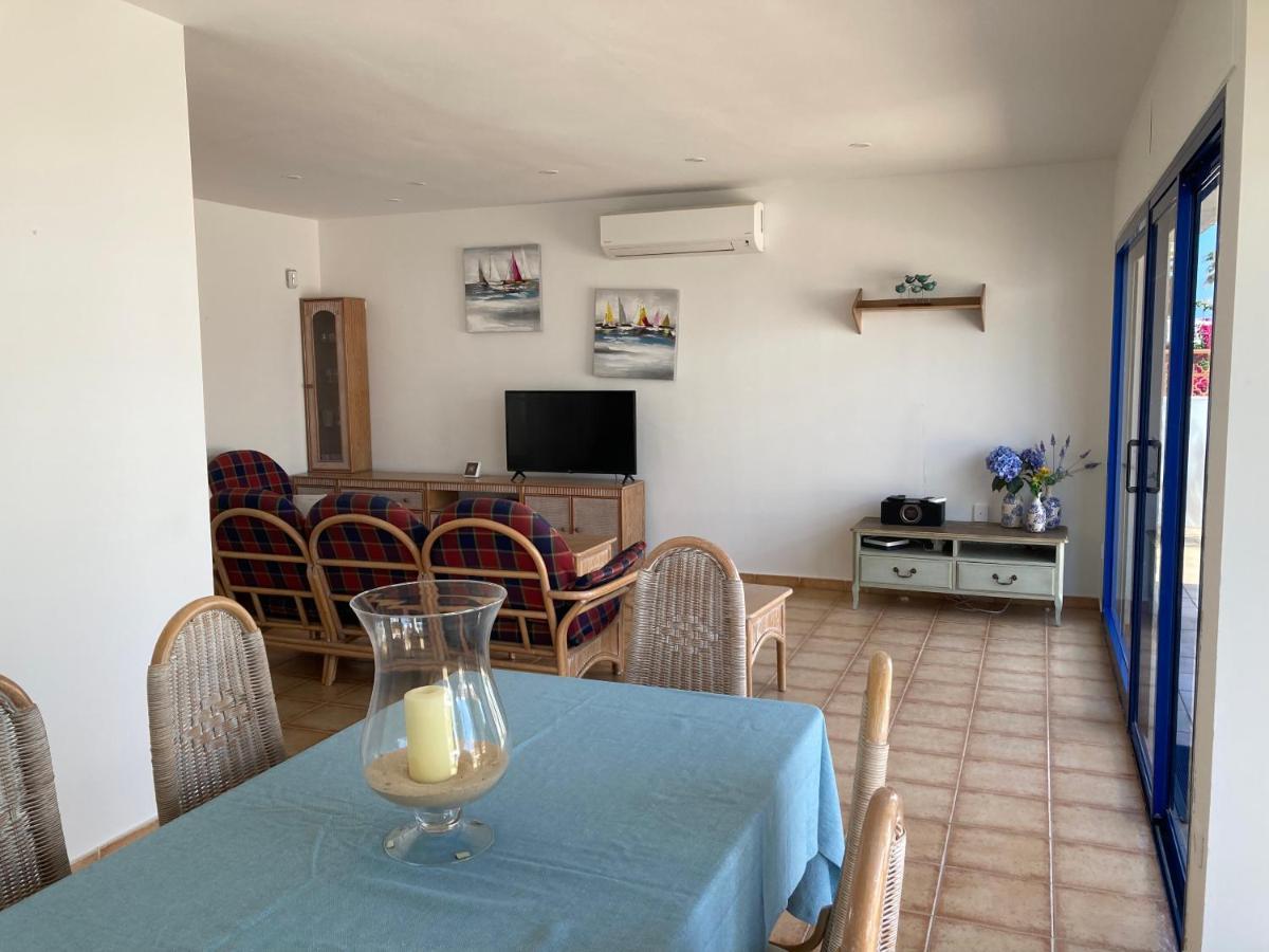 Beach House With The Heated Pool Next To Rocky Point Corralejo Buitenkant foto