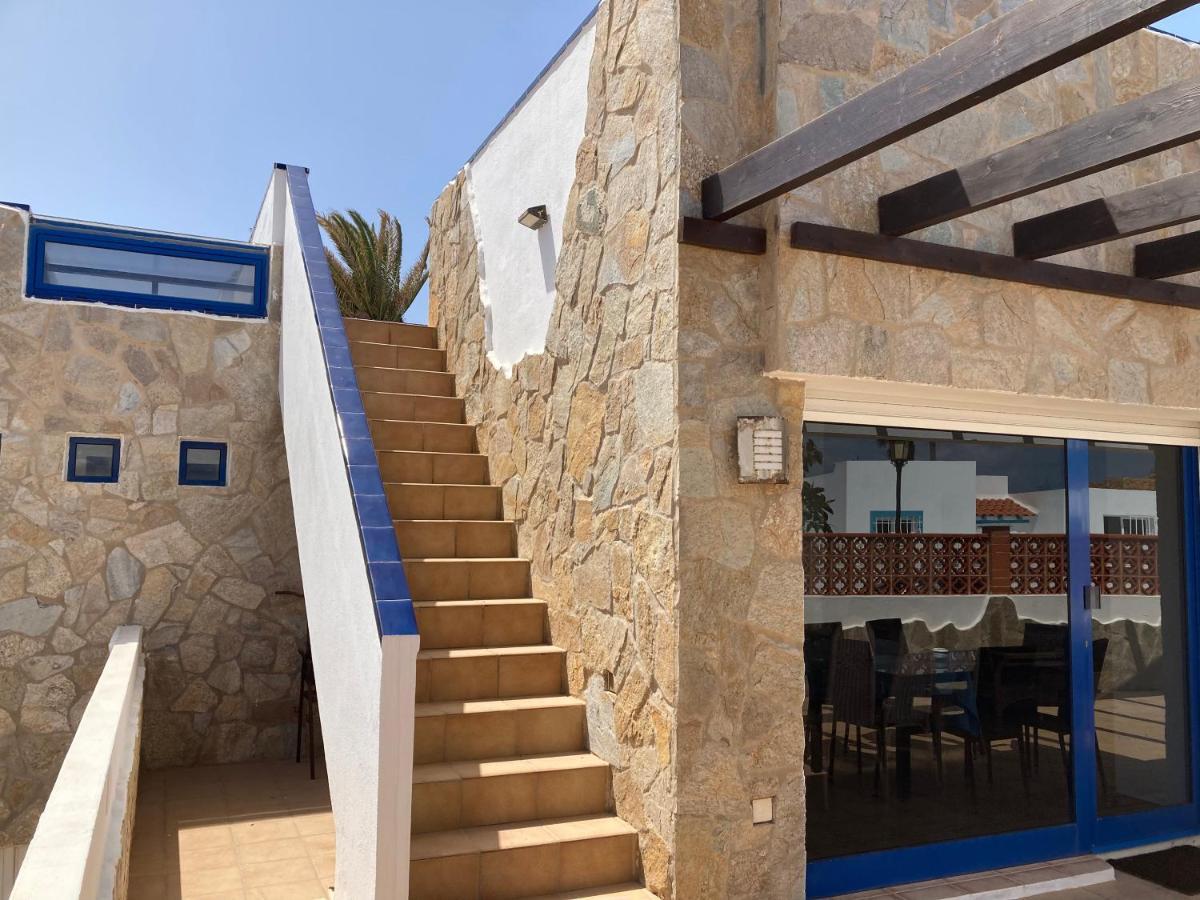 Beach House With The Heated Pool Next To Rocky Point Corralejo Buitenkant foto