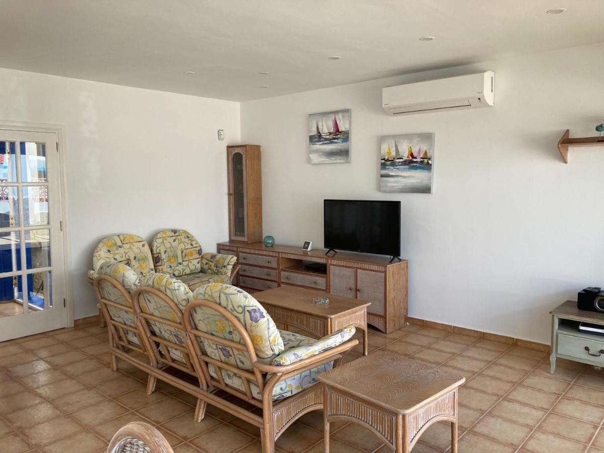 Beach House With The Heated Pool Next To Rocky Point Corralejo Buitenkant foto