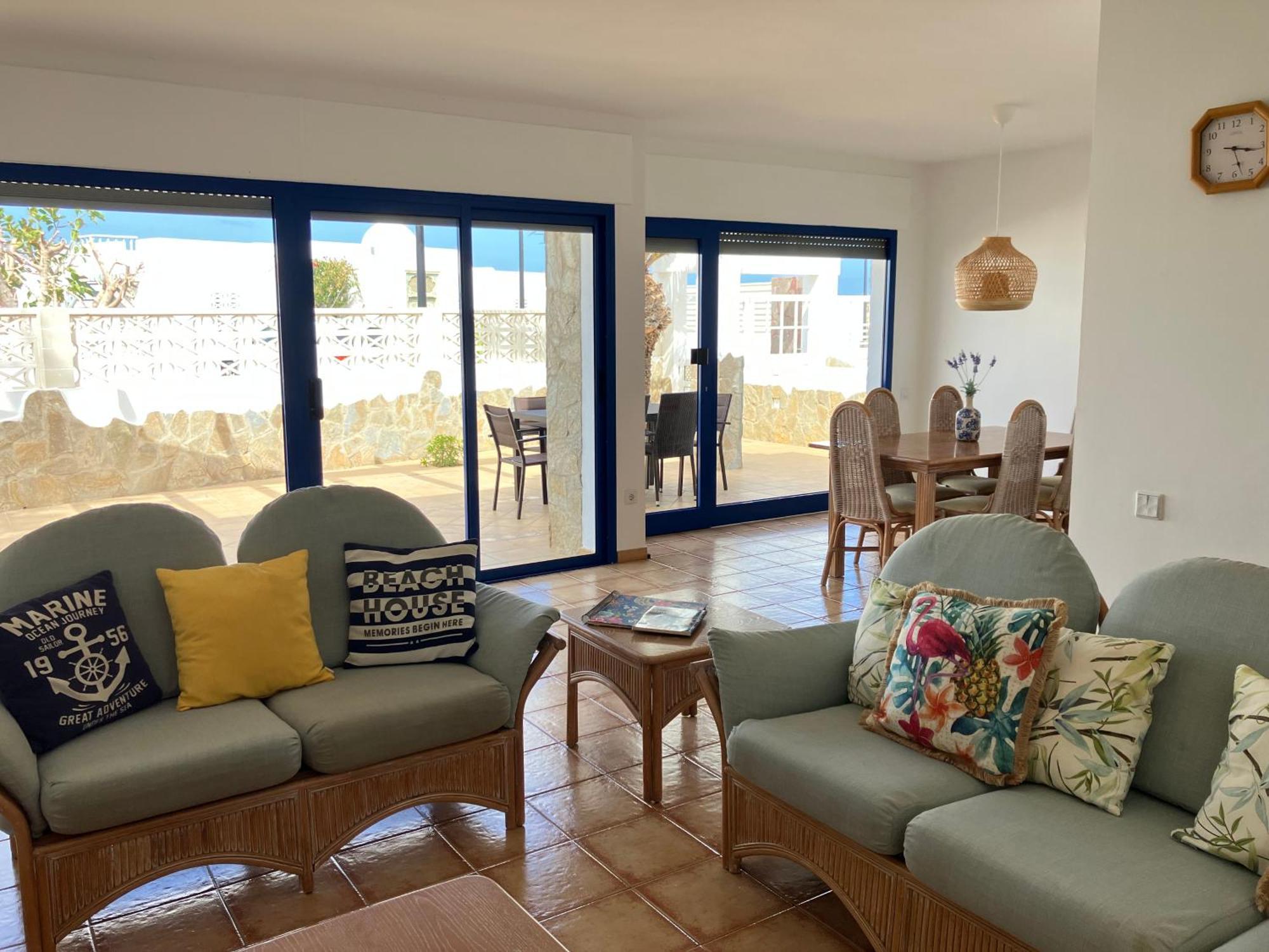 Beach House With The Heated Pool Next To Rocky Point Corralejo Buitenkant foto